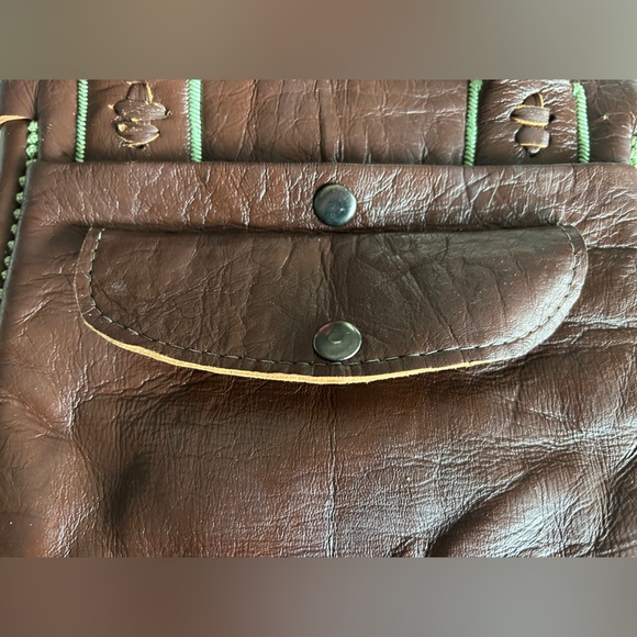 Moroccan cross body bag w/green embroidery - Picture 4 of 5